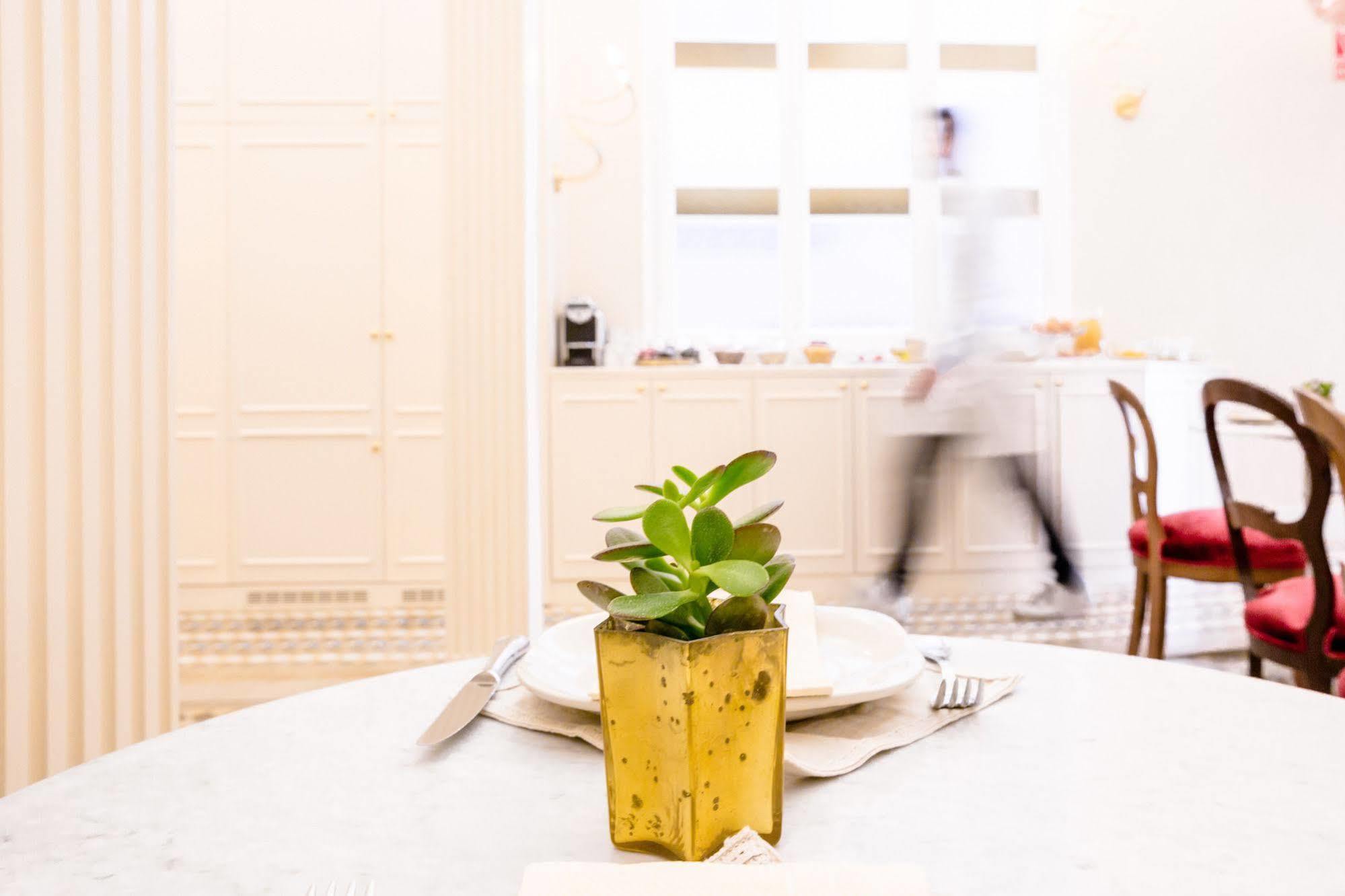Anakena House Bed & Breakfast Barcelona Eksteriør bilde
