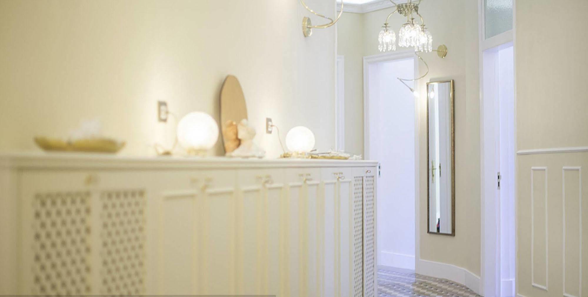 Anakena House Bed & Breakfast Barcelona Eksteriør bilde